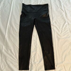 SPANX LEGGINGS - fake leather - like new / never worn